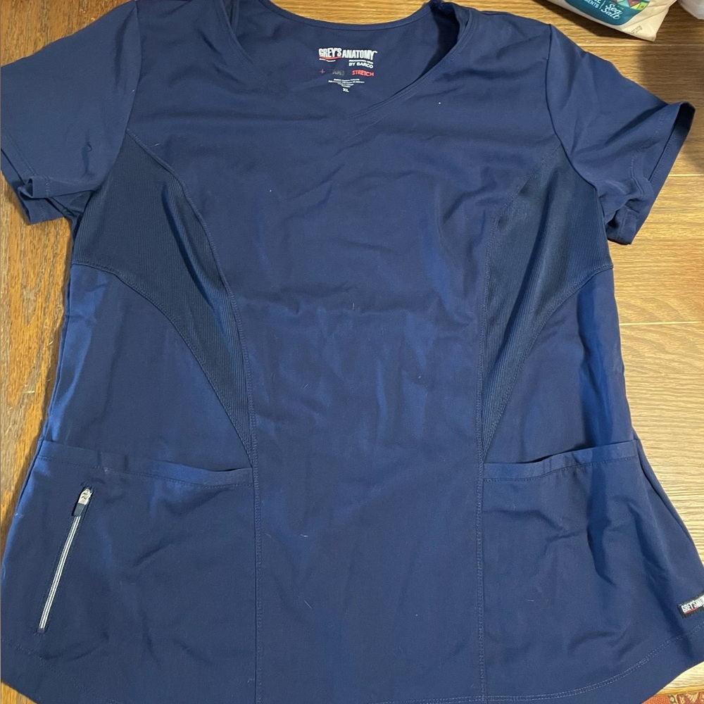 Grey's Anatomy evolve Navy Blue Short Sleeve scrub top